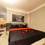 מלון דירות 07 Group אלאניה