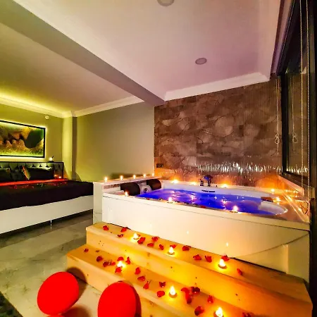 Paradiso Günlük Only Apart Otel *