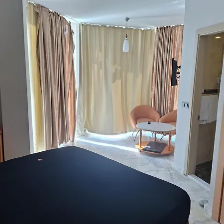 07 Group Apartmanhotel