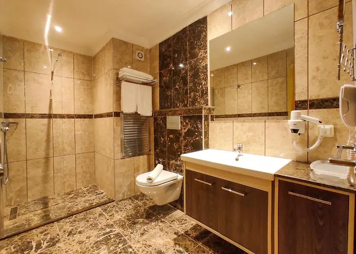 07 Group Aparthotel 3*