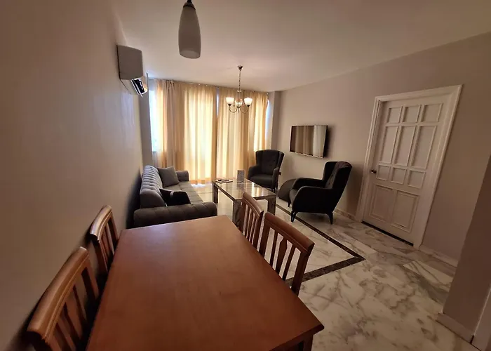 07 Group Apartmanhotel 3*