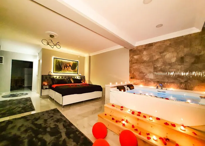 07 Group אלאניה