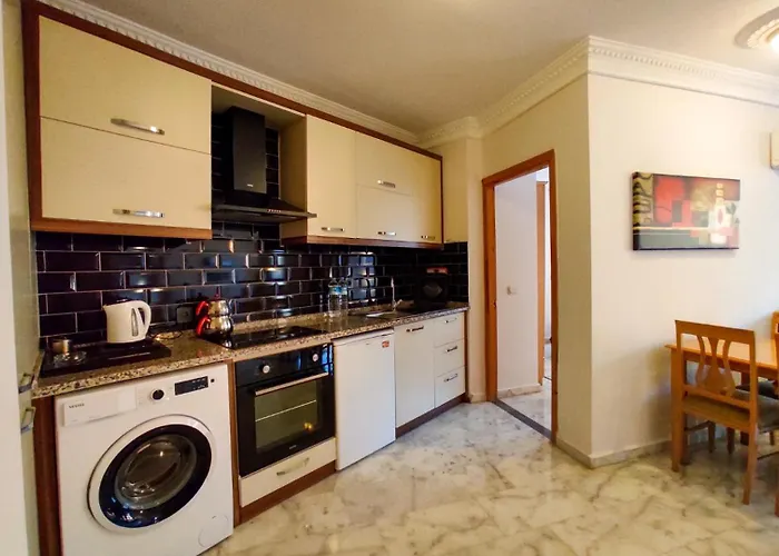 07 Group 3* אלאניה