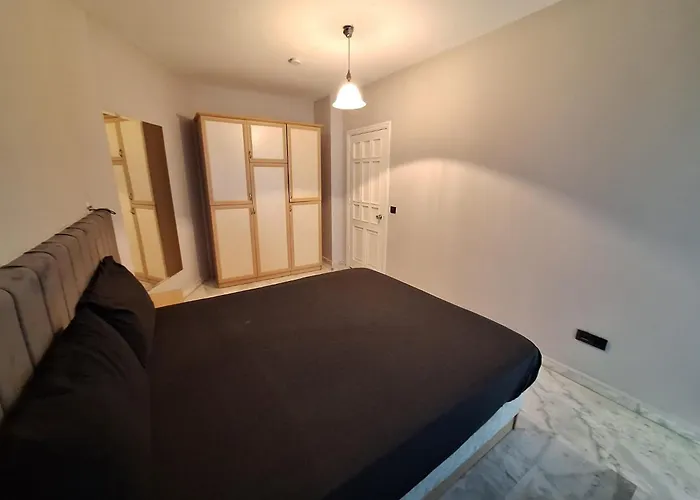 07 Group 3* אלאניה